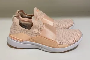 APL‎ TechLoom Bliss Salmon Pink Sneakers Women's Size 8 thumbnail 1