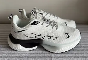 Women's NEW White and Black Shoes Size 39 aka 8 #260330 thumbnail 1
