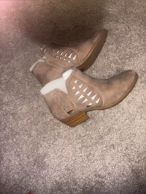 Women's Tan Cutout Ankle Booties - Sleek Low Heel size 6.5 new thumbnail 12