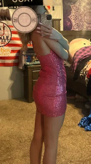 Forever 21 hoco Dress thumbnail 2
