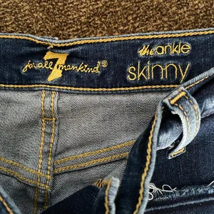 7 For All Mankind The Ankle Skinny Jeans Size 24 thumbnail 5