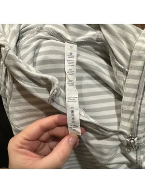 Lululemon Run: Back On Track Pullover – Size 10 – Silver Spoon Stripe thumbnail 14