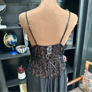 Vintage 1980s In Bloom Nightgown – Size L – Black Nylon with Rose Lace Bust thumbnail 8