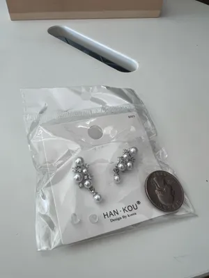 925 Silver Crystal Pearl Earrings thumbnail 4
