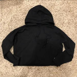 Alo Yoga Black Cropped Pullover Hoodie Top Small thumbnail 2