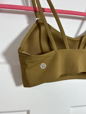 Lululemon Size 6  Like a Cloud Bra thumbnail 5