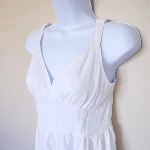 American Eagle Romper Womens Medium White Cotton Grid Smocked Back Summer V-Neck thumbnail 8
