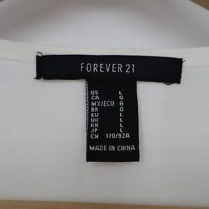 Forever 21 Crop Top Women Large Ivory Smocked Stretch Ruffle Sleeve Button Front thumbnail 2
