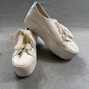 Bershka Women’s White Silver Platform Sneakers Chunky Lace Up EU 37 US 6.5 thumbnail 1