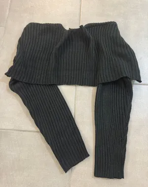 SheIn Cropped Black Cardigan thumbnail 2