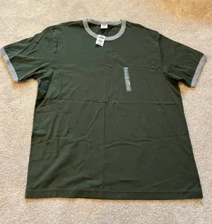 Old Navy Oversized Tee thumbnail 1