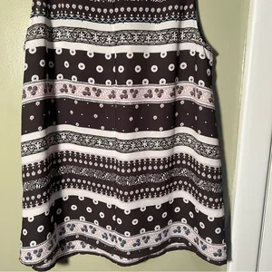 Loft‎ Women's Size Medium Sleeveless Blouse Gray White Pink Floral Stripe Scoop thumbnail 6