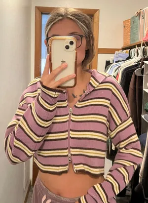 PacSun Cropped Sweater thumbnail 1