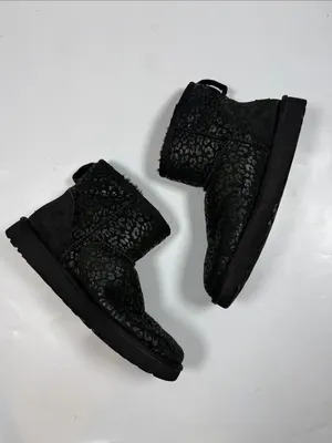 Ugg Classic Mini Snow Leopard Boots in Black S-611 Sz 9 thumbnail 3