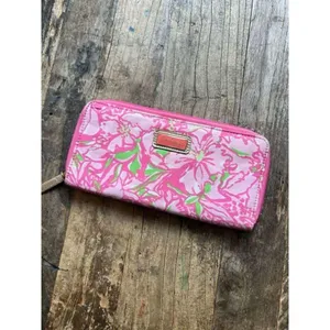 Lilly Pulitzer large‎ cotton wallet pink thumbnail 1