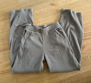 Abercrombie Ribbed Knit Lounge Pants in Taupe thumbnail 1
