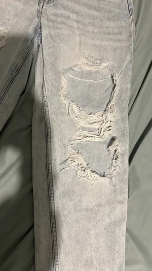 Aeropostale Ripped “Mom” Jeans thumbnail 6
