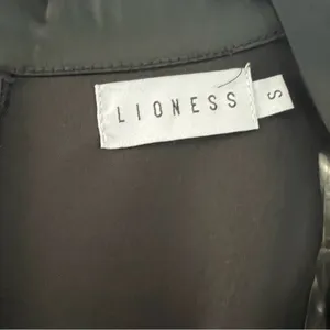 Lioness black deep v romper thumbnail 3