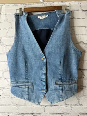 Good American Light Denim Vest with Gold-Tone Buttons size medium thumbnail 1