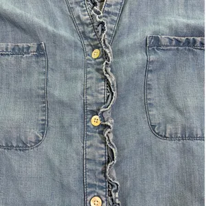 Chicos Blue Sleeveless Ruffle Denim Shirt Button Front Size 3 L XL thumbnail 7