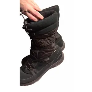 WOMAN'S MERRELL APPROACH TALL WEATHERPROOF BOOTS Rain Snow Boot US 8 Black Quilt thumbnail 3