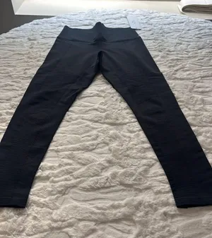 CRZ Yoga NWT Seamless Capris Size M( 8/10). thumbnail 11