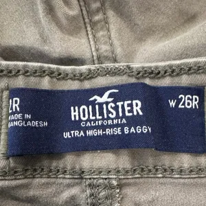 Hollister Cargo Pants Green 26R Ultra High Rise Baggy Utility Pockets Y2K Street thumbnail 7