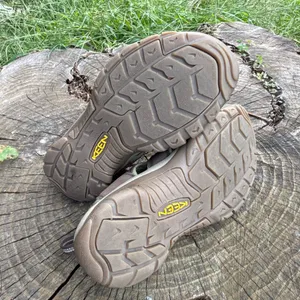 Keen Newport H2 Waterproof mens Sandalssize 9 thumbnail 8