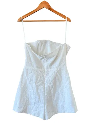 ALTAR’D STATE Baylyn Eyelet Strapless Corset Romper White Size L NEW thumbnail 8
