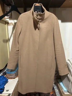 Uniqlo Woman Wool Coat Size Small thumbnail 2