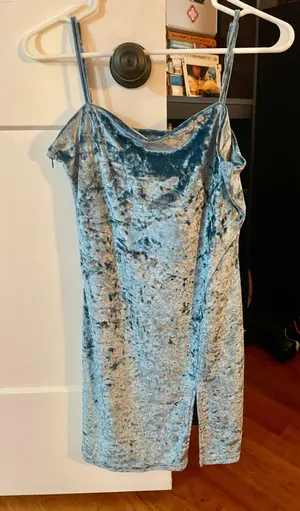 Buffbunny Velvet Dress thumbnail 1