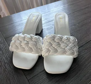 Heels Size 8.5 thumbnail 1