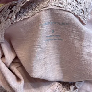 Anthropologie V Neck Lace Wedge Tee thumbnail 3