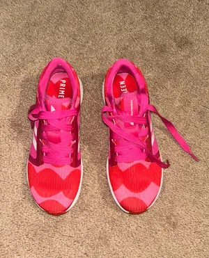 Adidas Tennis Shoes thumbnail 2