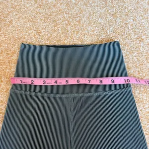 Beyond Yoga Womens High Waisted Ribbed Striped Leggings Small Athletic Active thumbnail 4