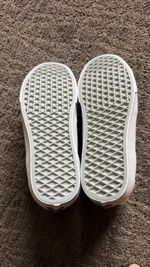 NWOT Vans White High-Top Canvas Sneakers thumbnail 4