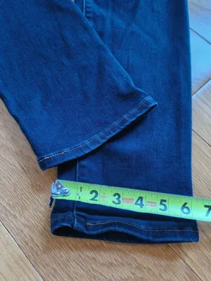 Levi's Dark Wash Mid-Rise Skinny Womens Size 12 (28x30) Denim Stretch Jeans thumbnail 9