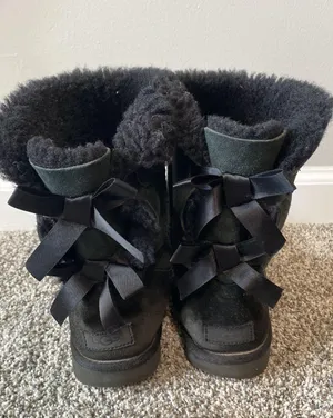 UGG Black Bailey Bow Booties Size 8 thumbnail 7