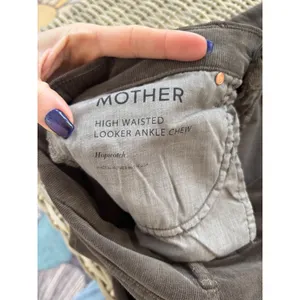Mother High Waisted Looker‎ Ankle Chew Corduroy Jeans 27 Skinny Layered staple thumbnail 9
