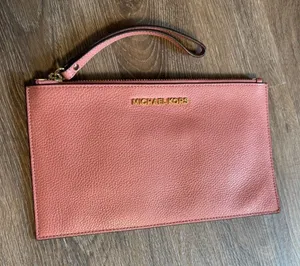 Michael Kors Wrislet thumbnail 1