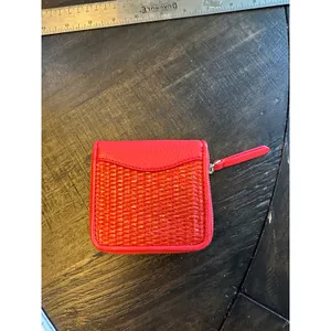 Vera Bradley Red Woven Straw Pebbled Leather‎ Zip Around Coin Purse Wallet EUC thumbnail 2