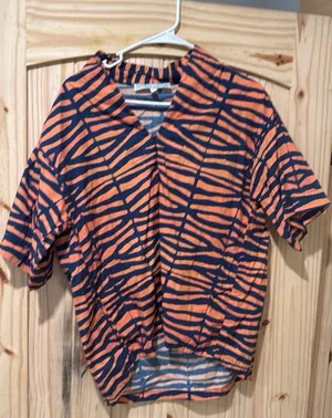 Orange and navy top Size M thumbnail 1