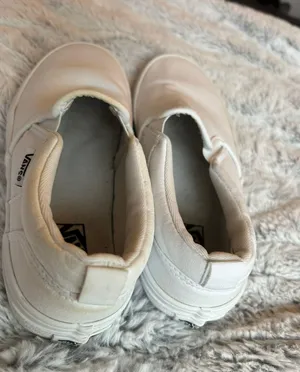 Girls Vans Slip ons thumbnail 2