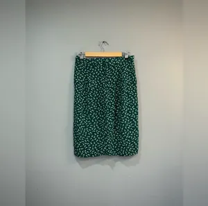 Green Vintage Floral Patterned Skirt Fits 4/6 EUC thumbnail 4
