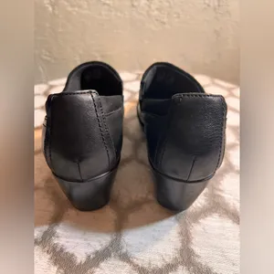 Clarks Collection Black Leather Suede Women's Heels 8.5 thumbnail 8