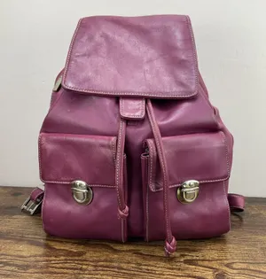 Perlina Magenta Leather Backpack With‎ Flap Drawstring Closure Side Zipper VTG thumbnail 1