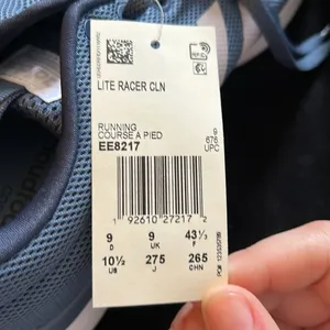 BNWT Womens Adidas Size 9 Cloud Run Sneakers thumbnail 5