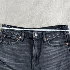 American Eagle 90s Boyfriend Short thumbnail 6