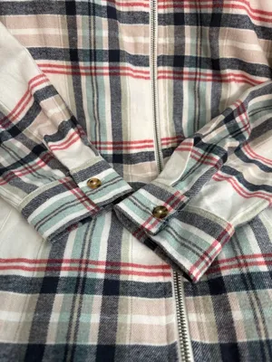 No Comment Men’s Lightweight Plaid Zip-Up Shirt Jacket - Cream/Navy/Red thumbnail 2