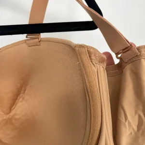 SKIMS Fits Everybody Strapless Bra Nude Beige 40DDDD Convertible thumbnail 6